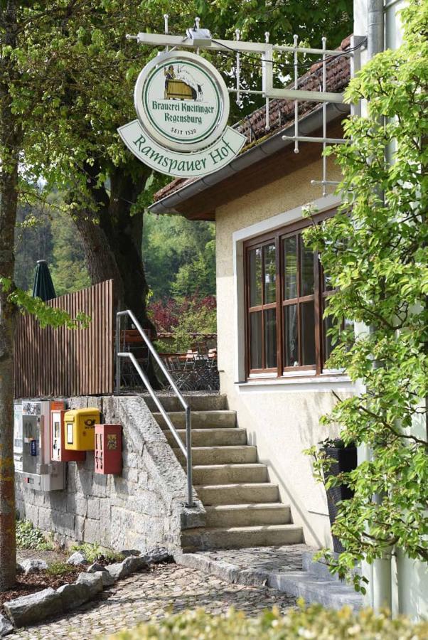 Ramspauer Hof Regenstauf Buitenkant foto